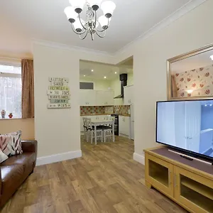 brightwater-ground-floor-apartment.yorkshirehotels.net/